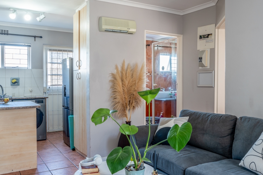 To Let 1 Bedroom Property for Rent in Parow North Western Cape